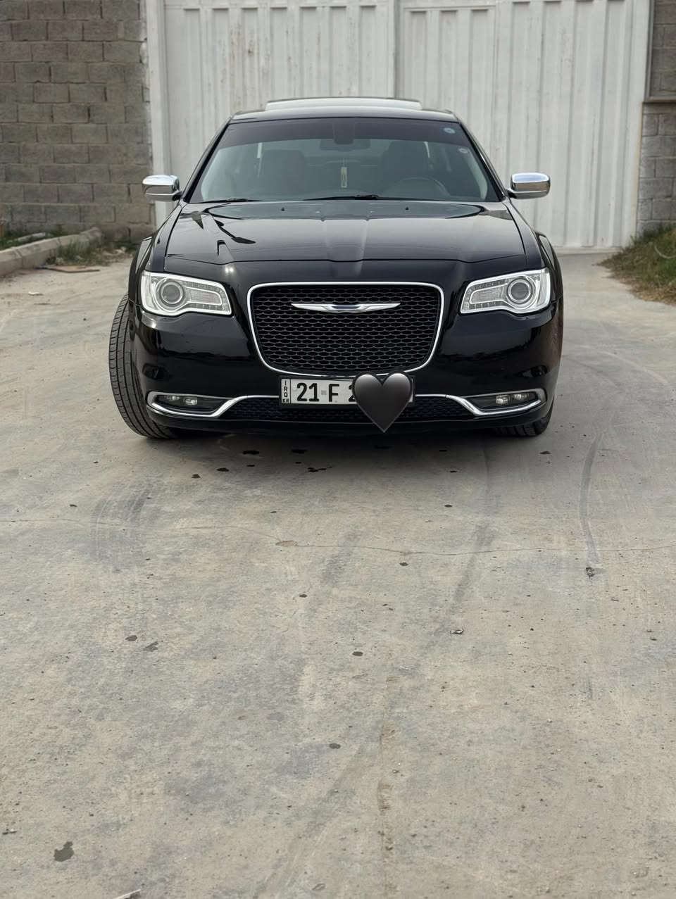 #اسلام عليكم
#اوباما كرايسلر c300
/ رقم شمالي ماشيه 131
#موديد 2017 سياره كلين تايتل بدون حادث مكفوله كفاله عامه من الصبغ والضربه سياره جديده .( فقط شخط بل باب)
كير مكينه كوله جديد سياره فول 1 على 1 
سياره بسمي تحولي ثاني يوم 
#مكاني بغداد نفق الشرطه 
#هاتف ***********
#السعر 235 ورقه
