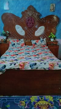 غرفه للبيع. نضيفه مابي اي كسر او شي السعر 550. /07801359767