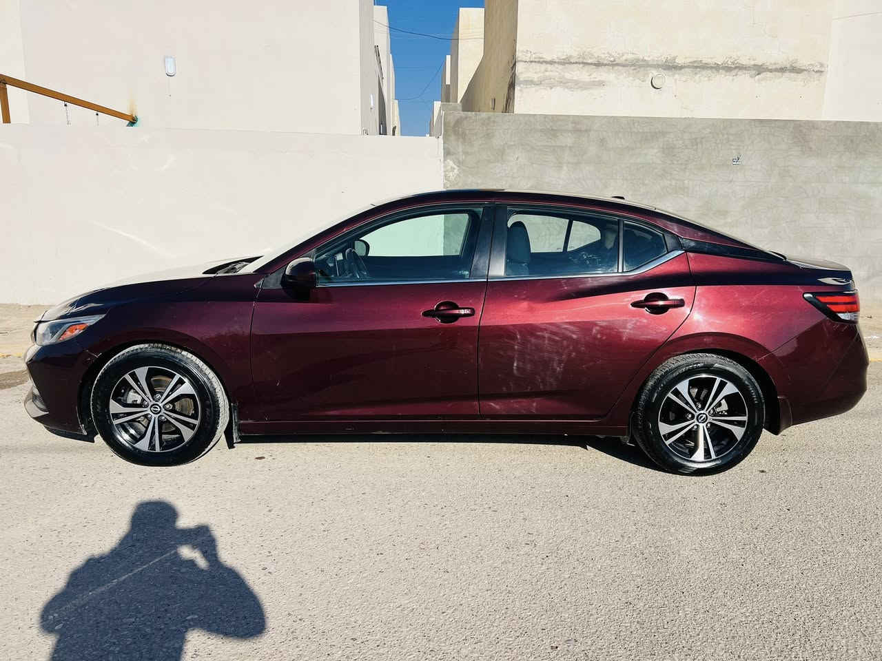 نيسان سنترا
مواصفات : SV

موديل :2021 

شاشه ابل كار بلاي ،حساسات امامي وخلفي وتوقف

كاميرا خلفيه ، كشن قماش 

السياره بدون صبغ ولا تبديل فقط تعديل على بارد من البونيد من جهة السايق مبين بالصور

رقم اربيل وسنويه جاهزه 

السعر : 130 وبيها مجال بسيط

رقم التواصل : ***********
