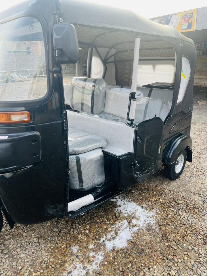 سلام عليكم تكتك للبيع ٢٢رقم بغداد بيه طخه بصفحه للستفسار اتصل ***********والرقم ثاني ***********مكاني بغداد المحموديه
