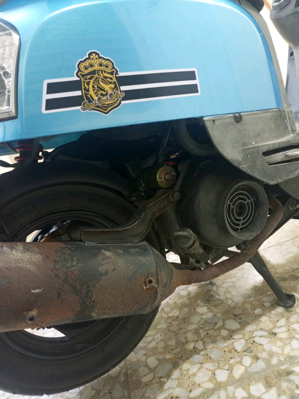 بوليس يابانيه اصليه للبيع مكاني الامين رقم الهاتف ***********الاسعر650