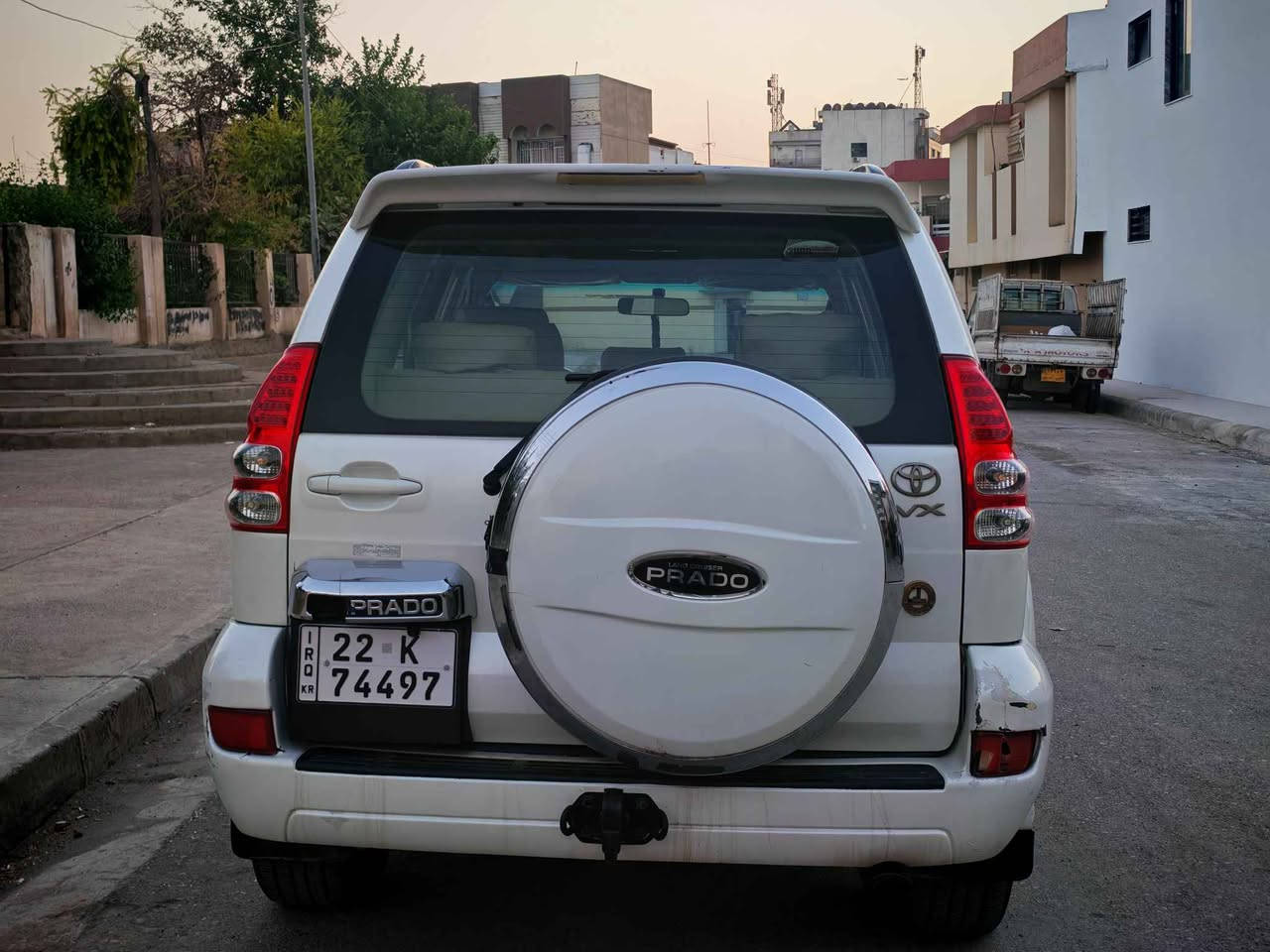 TOYOTA PRADO 2009
ئۆتۆمبێلێکی زۆر خاوێنە ماڵی دۆستە

6 پستۆنە
دەبڵ تانکیە
سلاید
دەبڵ ئەکسڵە
7 نەفەریە
سیستەمی خازی هەیە 
گێر و مەکینە بە شەرت
ئەکسلی بە شەرت
2 پارچەی هەیە
 دەرکەی لای شۆفێر چامڵخی پێشەوە لای شۆفێر
هەندێک دەست کاری دەوێ
خرامەی لەسەرە پاش معمەلە وەری دەگریەوە
شوێن هەولێر 
ژ.م (*********** / ***********)
__________________________________
تويوتا برادو 2009 (TOYOTA PRADO 2009)
السيارة نظيفة جداً وتحت إستخدام شخصي
(مال بيت).
​المحرك: 6 سلندر
​خزان الوقود (دبل تانکی)
​الفتحة: سلايد (فتحة سقف).
​نظام الدفع (دبل أكسل).
مزودة بنظام غاز
​السعة(7 نفري).

​تفاصيل إضافية:
​المحرك والجير (الكير) بشرط الفحص.
​الأكسل بشرط الفحص.
​الصبغ/الأضرار: تحتوي على قطعتين صبغ (باب السائق والجنح/الدمام الأمامي من جهة السائق).
​تحتاج إلى بعض التعديلات البسيطة.
​الغرامات المرورية تقع على عاتق البائع بعد إتمام المعاملة.
​الموقع: أربيل (اربیل).
​للتواصل والاستفسار:
(*********** / ***********) أربيل, العراق
