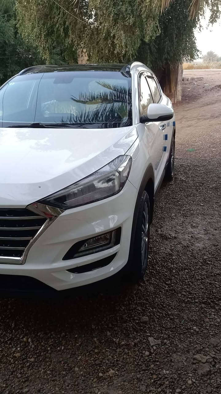 سياره توكسان خليجي للبيع
ضمان شركة ( الكاصد )
موديل ٢٠٢٠
فوووول مواصفات ١/١ بنورما
 خمس عدسات 
⬅️ومعروفه الكاصد كلشي بلادي ماكو اي عمل بيه كلشي بيه بلادي ماشيه 114
⬅️رقم بغداد الدولي الجديد
 مشروع وطني مجددة الى سنة ٢٠٣٠
السيارة ب اسمي
ومحول الرقم الجديد 
يعني من كلشي كاملة الياخذه مجرد تحويل ثاني يوم
السيارة مكفوله كفالة عامة 
السياره فول كوري اصلي 
مواصفاته /
بصمة تشغيل
بصمة ابواب
٣ انضمة قيادة
٢ كرسي كهرباء
أريل نفكيشن
شاشه أبل كار بلي البلادية مال كاصد
شاحن واير ليس
٢ لدات امامية 
محرك ٢٠٠٠ دوش
فول تحكم ستيرن
حاجب نهاري
كشافات زينون
حساس امامي
حساس خلفي
كاميرا خلفية دوارة
مري شفط ويا القفل
سايد بريك بلرجل 
نضام ترحيب
ويل ١٨
مخرج Aux
مخرج usb
لد امامي 
لد خلفي
مثبت سرعة
اشاير بلمري
يدات نيكل 
قطعتين تبريد 
 مكان السيارة كربلاء  الحر
 سعر215 ورقه وبيها مجال
***********
***********
