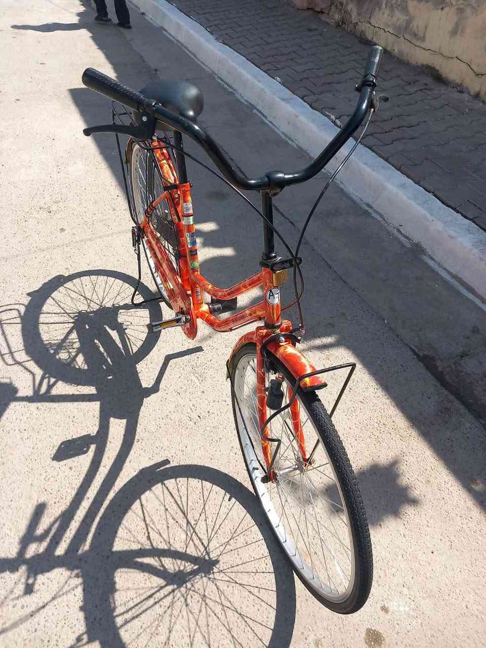 السلام عليكم للبيع بايسكل مستخدم شيء قليل حجم 26 سعره 75 الاستفسار *********** واتساب
