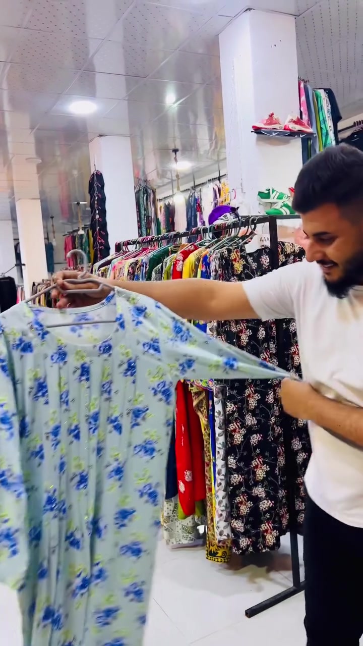✨ ازياء كشخة ستايل ✨

🔥 عرض خاص 🔥  
مخور نسائي بالة — جديد وما ملبوس 👗

💰 سعر القطعة: 10 آلاف  
💥 قطعتين: 15 ألف فقط

📍 العنوان: العروبة — سوق العروبة  
👤 بإدارة: صفوان احمد  
📞 ***********

