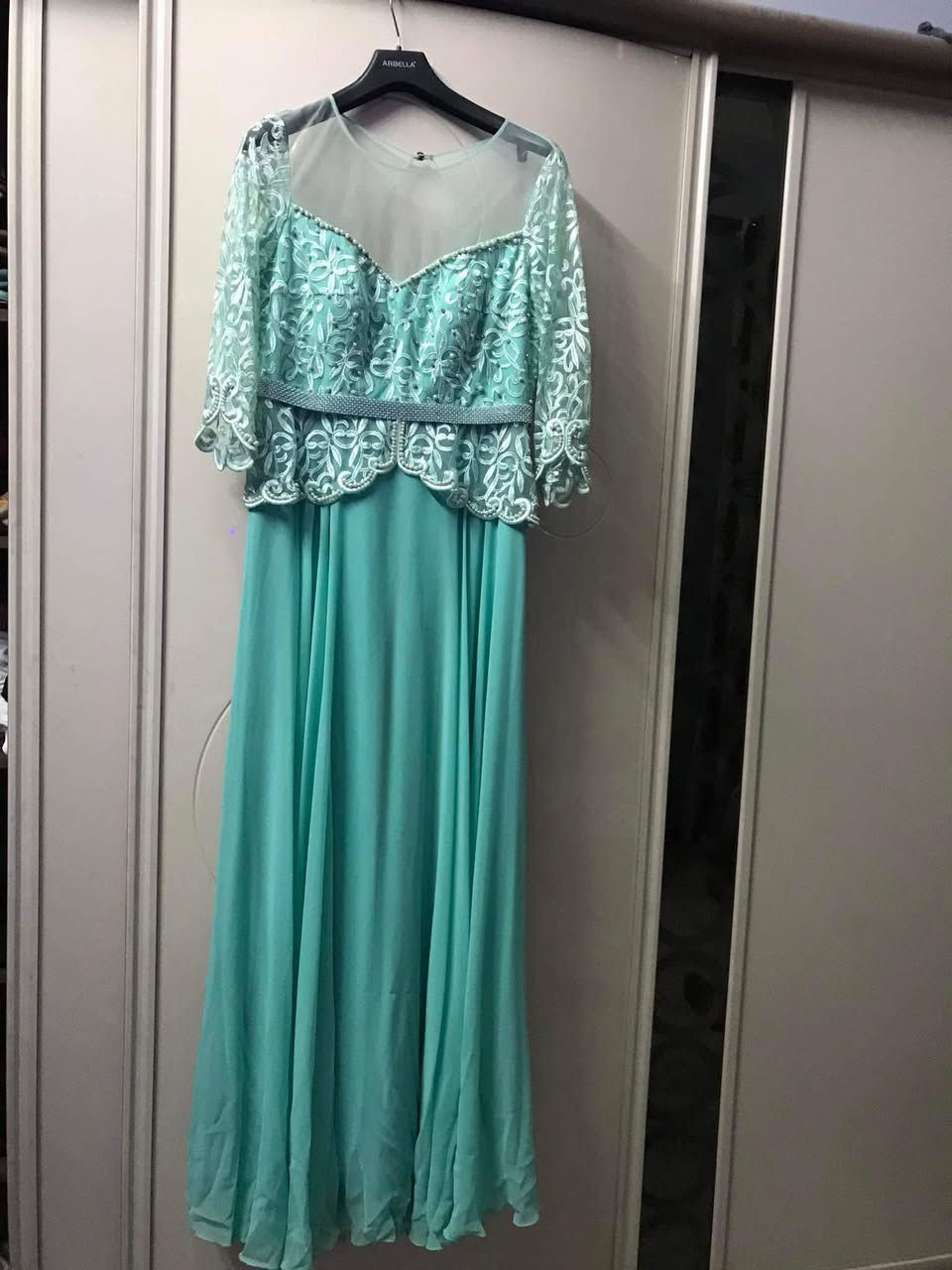 فستان قياس ٤٢ أخذته ب٢٠٠ دولار من الخارج طلبته 
أبيعه ب٥٠ الف


**إذا كنت صاحب هذا الإعلان وتريد حذفه لأي سبب، رجاءا أرسل رسالة إلى الدعم الفني**