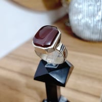 اللهم صلِّ على محمد وآل محمد  خاتم عقيق يماني كرزي الكرز صياغه يدويه ج...