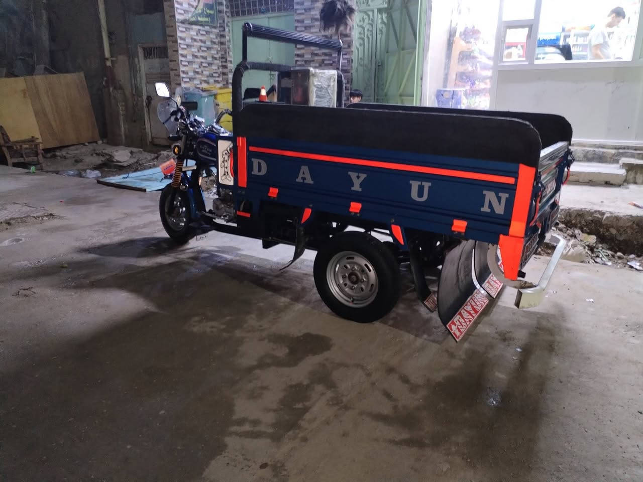 السلام عليكم ستوته للبيع موديل 22 مرقمه الله شاهد ما متعوبه ما مفتوح برغى بيها تجي تفحص وتقلب تجيك يلا تاخذها الصبانه ما ممدوده على الماكينه الله شاهد مكان واسط قضاء النعمانيه  ***********6
***********
