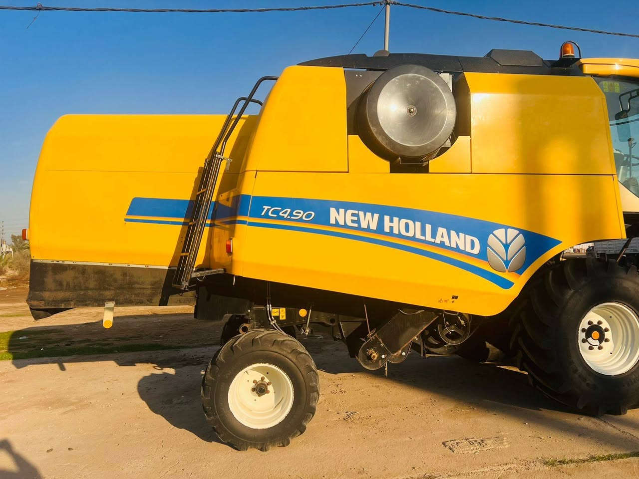 السلام عليكم
للبيع حاصده اربعه بلم تك درام موديل ٢٠١٩ رقم سليمانيه مشتغله 3000 ساعه مكفوله كفاله عامه للستفسار الاتصال على الرقم *********** متوفر واتساب
