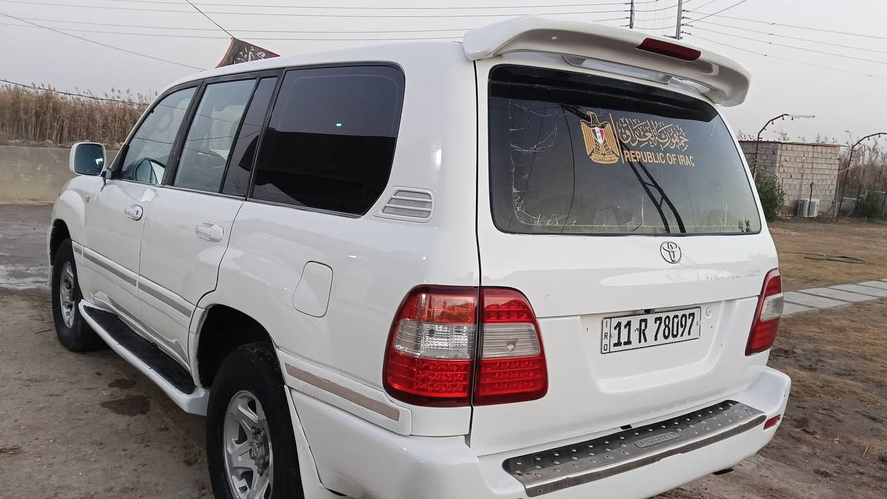 سلام عليكم 
لاندكروز موديل 99للبيع.مكان كربلاء
بسمي رقم بغداد حداديه ومكينه وكير خير من الله 
سياره  احله من الصوره داخل كلش حلو دوشمه 
ورضيه جديده لايت زنون الناصي مكينه 6سلندر في فيتي دبل تانكي سياره مكفوله من الظربه السعر 105وبيه مجال ***********
