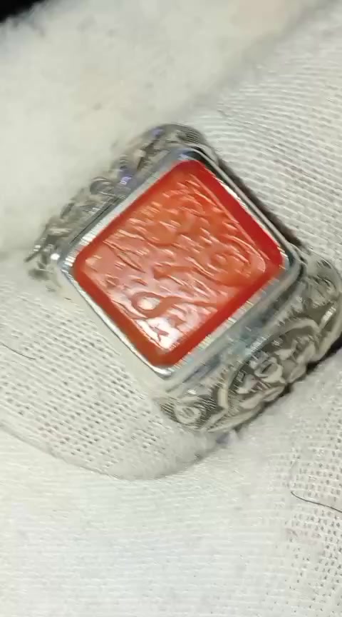 نصر من الله )خط قديم )صياغة الحاج طالب ابومشتاق
للطلب مراسلة الصفحة إو الأتصال *********** 
العنوآن بغداد البلديات يوجد توصيل لجميع المحافظات
