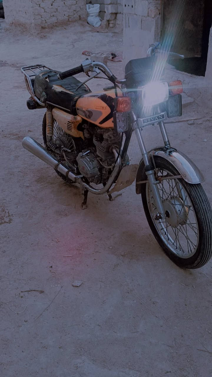 دراجه للبيع اربعه كير ارشه مفوله وخير من الله ادراجه كلك ومكفوله من اسرقه كفاله عامه ضاعن اوراقها عندي اسعر 325وبيها مجال مكاني ديوانيه قضاء الهلال وللستفسار هاذه رقمي اتصل اوبيك خير ودلل انطيك اعيوني ***********📞
