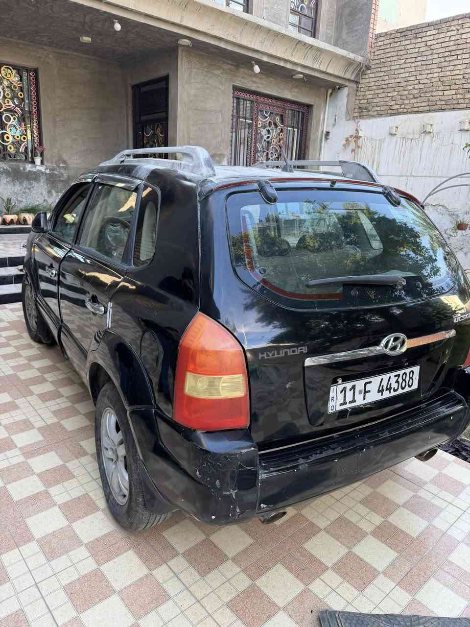 للبيع توسان 2007. رقم بغداد. دولي تحويل مباشر. صار بيها حادث حرك بسيط
ابيع ع وضعها مكاني بغداد رائاسة العبيدي 
***********
