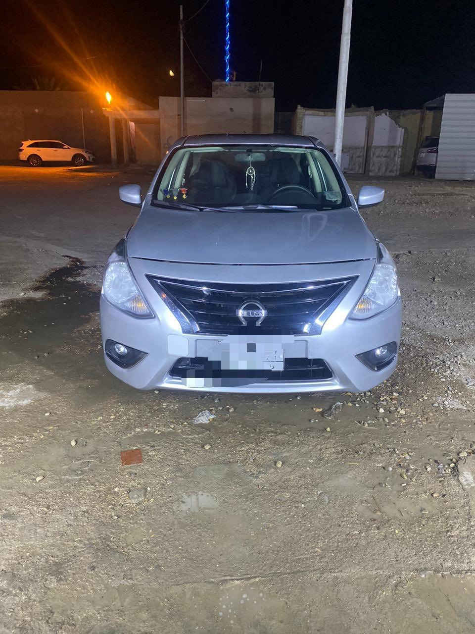 السلام عليكم نيسان فيرسا 2019 حادث باب وجاملغ بدون ارباك رقم واسط ماشية 100 السعر 105 وبيه مجال الرقم للاستفسار ***********
