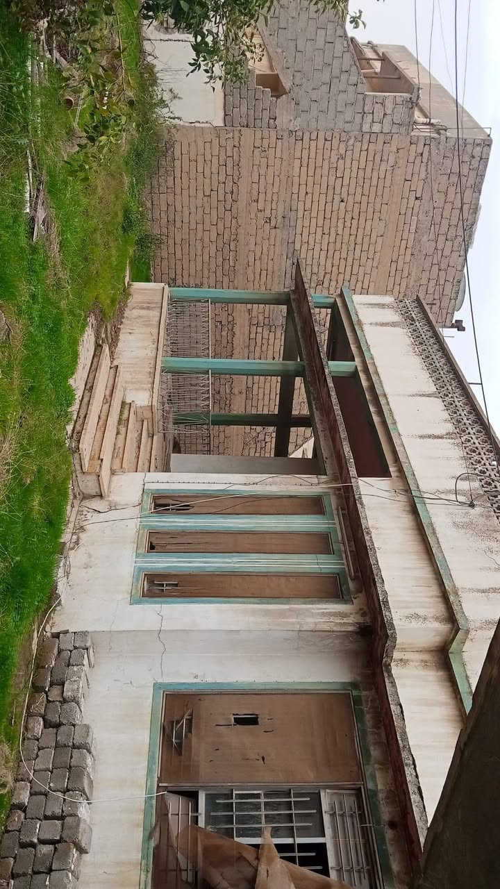 السلام عليكم
///عروض عقارات مساكن الخير////
للبيع ...للبيع....للبيع

1️⃣🟩 دار طابقين يباع بحساب ارض او يترمم حسب رغبة المشتري ملك صرف سند طابو📜📜📜📜بأسم شخص واحد.

2️⃣🟨 التفاصيل:-

3️⃣🟥📐المساحة📐:-615 متر واجهة20 متر .

4️⃣🔶️🌍 الموقع:- حي الأبار اول فرع ع اليمين مقابل بيت هگوري خلف الشارع العام.

📞📞📞☎️☎️☎️للأستفسار أكثر☎️☎️☎️📞📞📞
***********
***********
عقارات مساكن الخير
🔰ملاحظة:- المكتب مجاز رسميا. غير مسؤولين عن اي عروض خارج المكتب  تروج بأسم المكتب.
🌍 عنوان المكتب حي الثورة الشارع الرئيسي ضمن محلات بيت هكوري قرب جرزات وحلويات الأمين. موصل, نينوى
