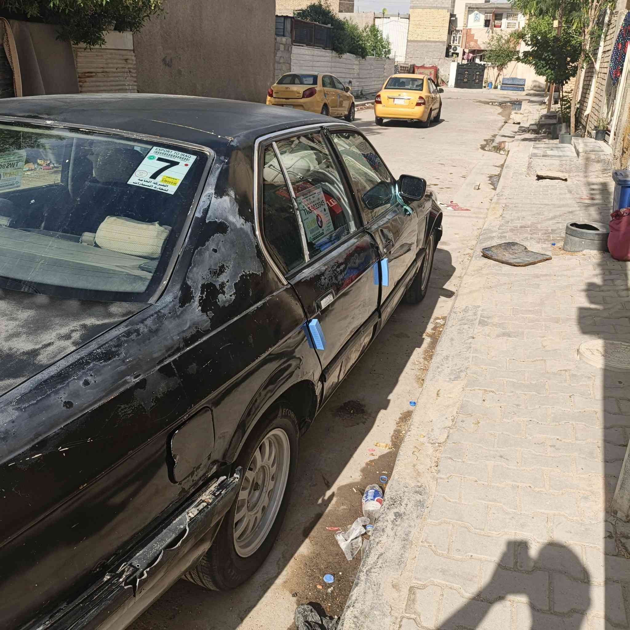 يا الله بي ام 730كير عادي مكينة حاوية مكفولة رقم ديالى انكليزي مشروع وطني تخم تاير جديد كهربائيات شغالة ترايها ياكل الشارع الكشر بي جراد والداخل عوزة ترتيب كلشي موظح بلفديو مكاني بغداد الحسينية سعرها 20وبيها مجال قليل ***********
