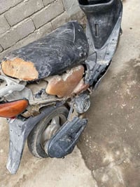 للبيع سعر ١٥٠ وبيه مجال ٠٧٨٦٣٧١٨١٨٦