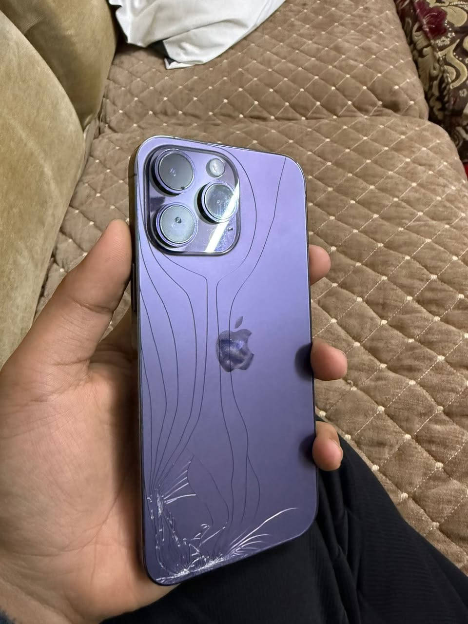 جهاز 14 برو ماكس شاشه اصليه تفضيخ مراوس او بيع ***********
