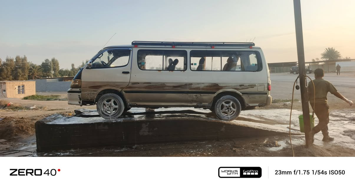 اسلام عليكم سوبر دير موديل 2010 بلاديه مابيه قطرت صبغ  كير محرك اكسن شواصي مكفولات تخم تاير جديد قبل نص شهر شادهن خط بحث جديد غرامات صافيه رقم انبار احمر معامله كامله بس بصمه  باور باتري سياره مال جناي كبل للشارع سعره 50 وبيه مجال ***********
