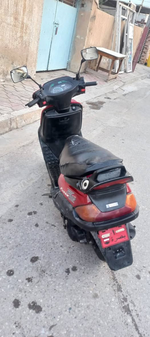 السلام عليكم
فراشة فضائي للبيع الدراجة خير من الله 
مكينة ناعمة  كابريتر بلادية 
شغالة سلف هندر 
كهربائيات شغالة 
 السعر375 وبيها مجال حق الجية 
المكان بعقوبة للإستفسار ***********
