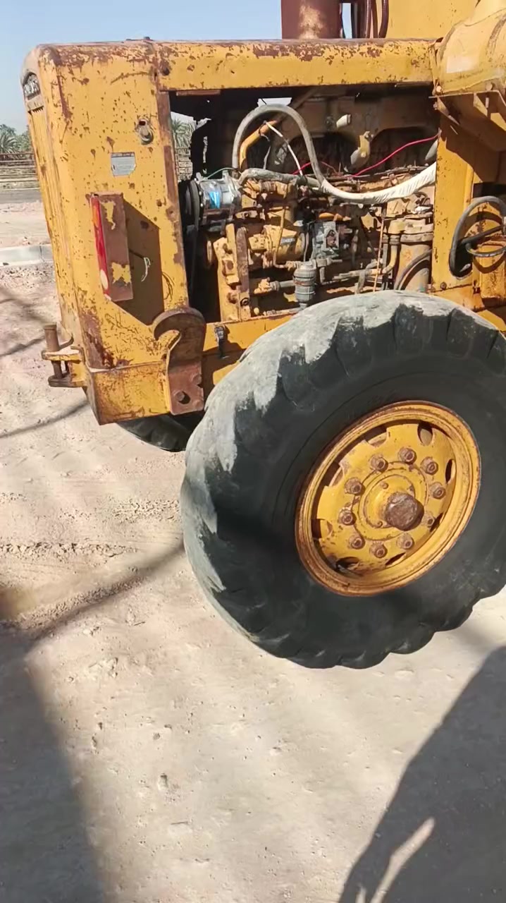 كوماتسو 37 رقم بغداد موديل 82 مكانه بابل تبريد شغال ***********
