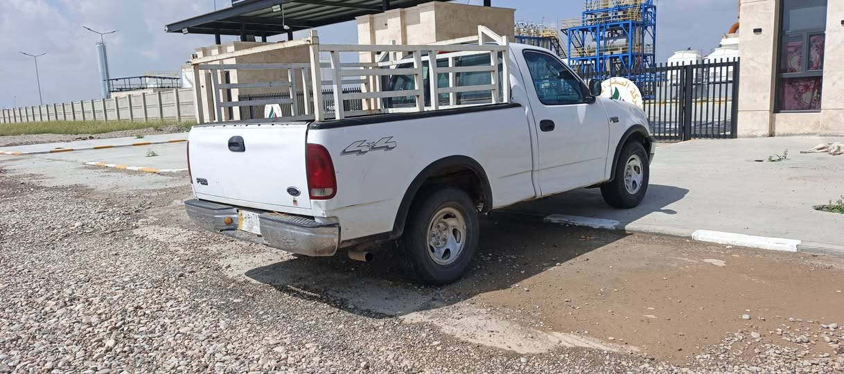 فۆرت f150 مۆدێل 2003  حاسیبەو ئەوەلیات بەشەرت دەعامی بۆدەعامی بەشەرت چەکوشی پێوە نیە  تەقەو رەقە و کارەبایو تەبریت هەرهەموی ئشدەکات چوار تایەی تازەیە تەنها مەکینەی سەرف دەکات باقی گێر و ئشارات و فڵچە و چواری هەر هەموی بەشەرت نرخی 38ماعمەلە         عربی فورت f۱٥۰ مودیل ۲۰۰۳ شرت تحویل دعامی لل دعامی مکفول کهربای تبرید کلها شغال اربع تایر جدد سدر جدد کلها مکفول بس محرک بی سرف سعر تحت سوک رایدها 38 معاملة  *********** ئەمژمارە واتسابی لەسەرە كالار, السليمانية
