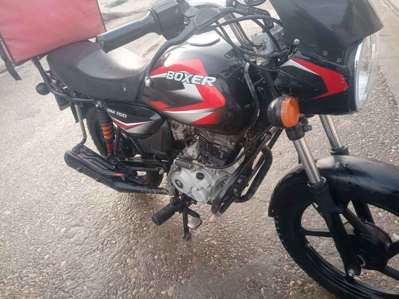 دراجه بوكسر مرقم كركوك موديل 21 شهر12 سعر مليون 500بيها مجال ***********
