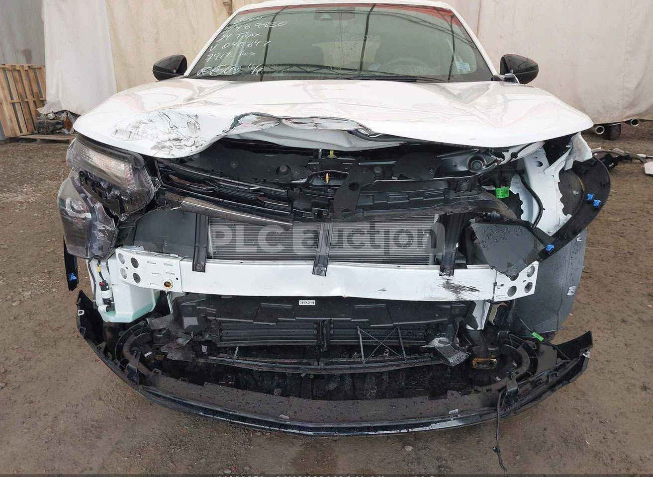 شوفرليت تراكس وارد امريكي 
2024 بلاكديشن RS1
ماشيه 33الف mile
تدفئه تبريد + فان 8 سرعات 
تدفئه مقاعد + تدفئه ستيرن 
شاشه جبيره + كامره دواره تدعم كار بلي 
رادار امامي + مانع تصادم 
شاشه قرأه الحساسات ولاعطال 
مثبت سرعه + قياده ذاتيه + تحديد مسار أكتف
اوتو هولد + سايد بريك بصمه 
تشغيل عن بعد + اطفاء 
كير at 
محرك 1.2T اقتصاديه 
حادث السياره بنيد + حواف الجاملغ لا راديترات لا دواخل لا ايرباك حته البدنه نفسها 
وبل عراق حادث قبغ جنطه فقط مبدل ومصبوغ 
رقم بغداد تحويل ثاني يوم 
سياره عليها طبقه حمايه نانو سيراميك 
جاهزه سياره
السعر 135
العنوان زيونه 
لتواصل ***********
