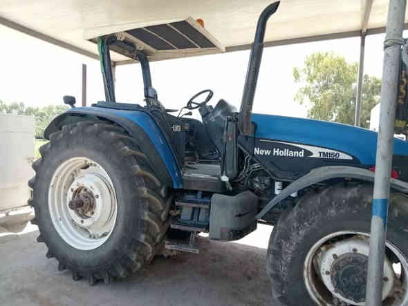 نيوهولندا  حجم  ١٥٠ موديل  ٢٠٠٢ مكينه جاهزه وجديده  مابيه أي نقص  رقم واسط شرط التحويل محرك وكير مكفولات كهربائيات كله شغاله تفاصيل  أكثر أتصل  ***********  العنوان واسط النعمانيه السعر  ٣٥ مليون
