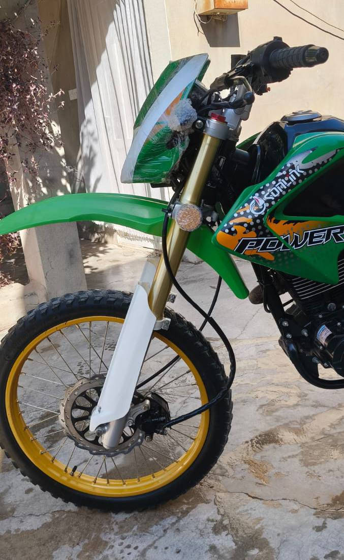 سلام عليكم 💚🖐️

للبيع دراجه قفاز جبلي شريكه سونيك 💥💥
موديل 2023 بعد جديد ماشي كلش قليل ✅
منفيس كامل 📝 مستخدم قليل بعد بل كارتون 📦 
دراجه نايم لوك لوك شرط كل✅
محرك 250 نشاط فول دراجه 🚀 
سعر تعال خاص شراي خابرني 📞 

مكاني كركوك ❤️ 

***********
***********
