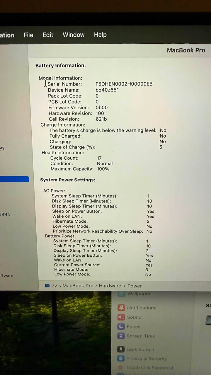 Macbook pro m4
512 gb هارد
16 gb رام
بطاريه 100% مشحونة 17 مره 
سعرها مليونين و 150 الف
2,150,000 الف
للتواصل خاص او واتس فقط
***********
