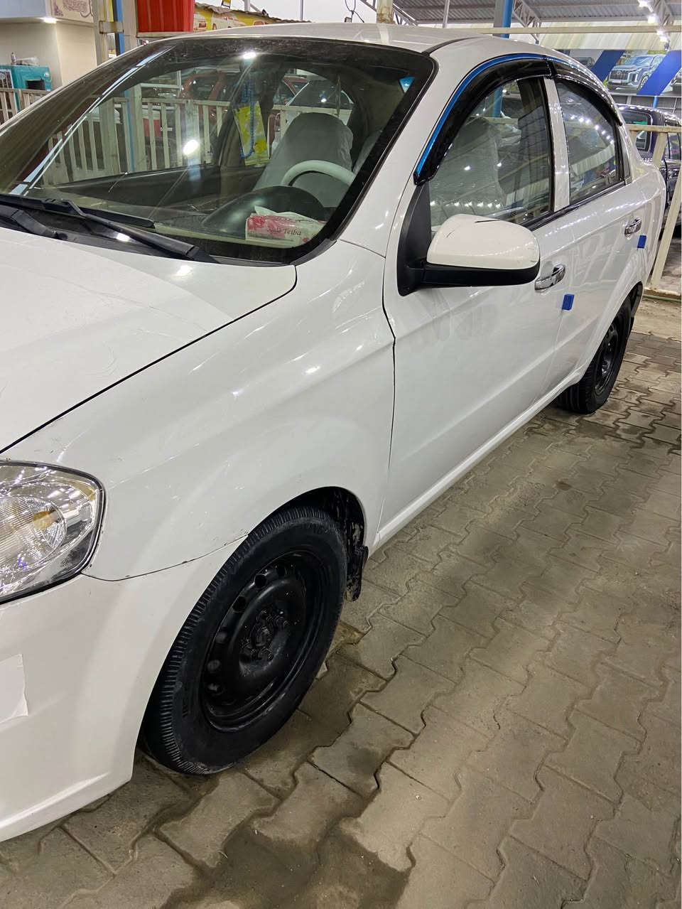 افيو موديل ٢٠١١ ربيل وكاله ومداور جاهزه كير محرك حداديه تبريد بيه ٣ قطع صبغ رشاش سعرها ٦٥ مكاني نجف *********** النجف, العراق
