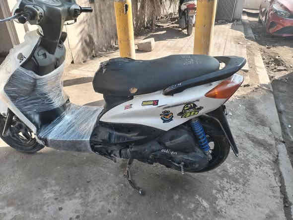 دراجه سكنس للبيع مكاني بغداد زعفرانيه او السعدون ٤٢٥ وبيه مجال ***********
