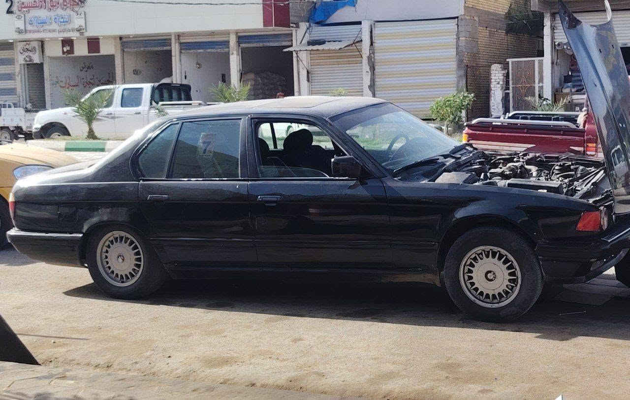 بي ام ٧٣٠ اصل  موديل ٩١ مكينه وگير بلاد مكفولات حداديه ٨٠  تخم تاير كهربائات بلاديه ترايك ٢٠٠ سياره جاهزه ومكفوله من الضربه والعيب الشرعي سنتر لوك بلادي جام اوتو اربعه شغال  فقط صبغ جماليه رقم انبار غرامات مصفره مداور شرط مكان السياره ناصريه قضاء الرفاعي السعر ٢٨  وبيهه مجال مراوس مع الفرق ترهم
***********
بي ام ٧٣٠ اصل  موديل ٩١ مكينه وگير بلاد مكفولات حداديه ٨٠  تخم تاير كهربائات بلاديه ترايك ٢٠٠ سياره جاهزه ومكفوله من الضربه والعيب الشرعي سنتر لوك بلادي جام اوتو اربعه شغال  فقط صبغ جماليه رقم انبار غرامات مصفره مداور شرط مكان السياره ناصريه قضاء الرفاعي السعر ٢٨  وبيهه مجال مراوس مع الفرق ترهم
