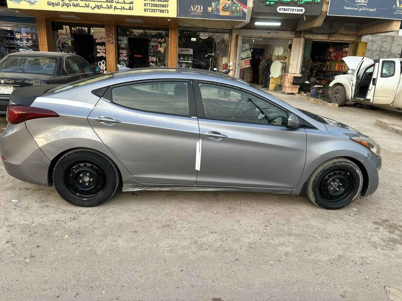 السلام عليكم النترا موديل 2014محدث 2016سياره محرك وكير خير مـــטּ الله ضربتها صندوك موجود بَہ السونارمواصفات ثلاثه انضمه قياده تدفئه كشنات  نقصها لسياره راديتر مال تدفئه السعر ١١٥ وبيها  مجال   رقم الهاتف ***********           
***********
