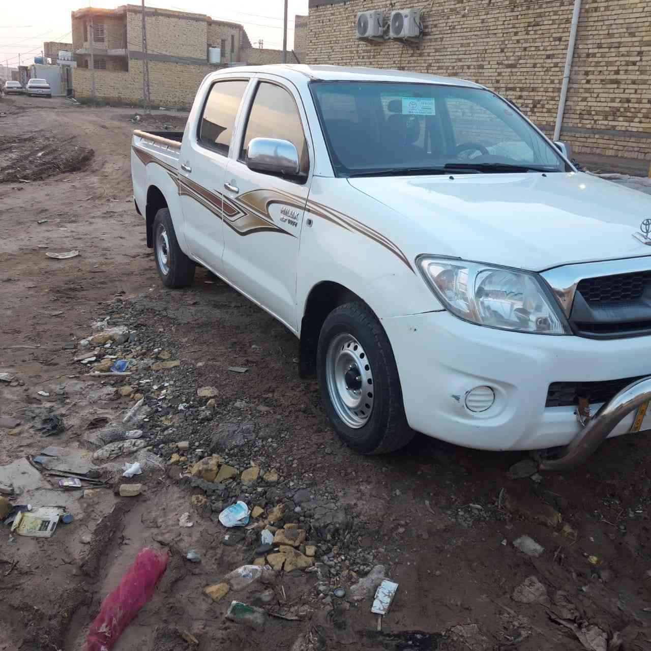 سلام عليكم فلاونزه 2006  كويتي شاصي 19  كفاله محرك كير اكسن حداديه جديده تخم تاير جديد كهربائية شغاله رقم ميسان مشروع وطني رقم مميز بسمي مداور ثاني يوم مكاني الناصريه السعر 122 وبيه مجال حك الجيه الرقم *********** مكلف بنشر اتصل على رقم
