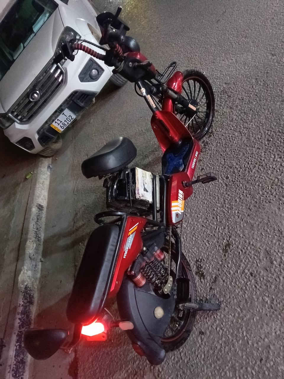 للبيع دراجه شحن موديل 25 أخت جديده مستخدم قليل بطاريات جدد *********** كربلاء حي  البلديه سعر 250 وبي مجال الشراي
