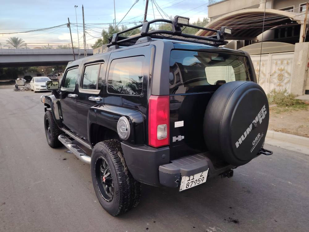 سلام عليكم سياره للبيع او مراوس حسب القناعه سياره نظيفه جدا عل ايد وحده بلاديه بعدها عل وظعها  بدون صبغ.فور ويل شغال ويل مع تاير نضيف جدا مع سيبايا داخل كلش نضيف ماشيه 130 فقط محرك وكير مكفوله سياره مال جناي بلعافي عل اتكون من نصيبه اتصال *********** بغداد, العراق
