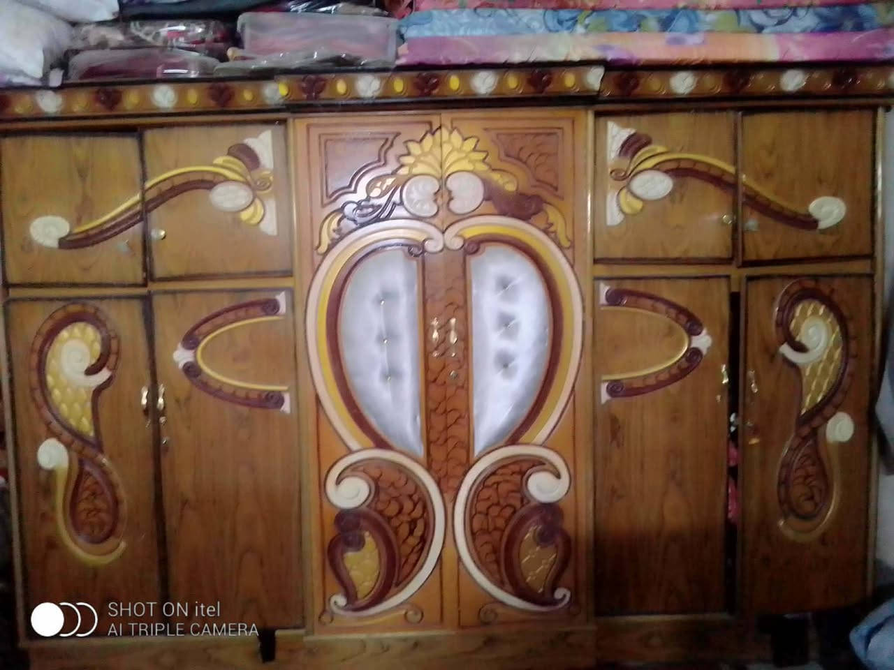 غرفة عراقية للبيع نضيفة نضافتهة 90 %100 حلوة مرتبة سعرهة 550 العنوان الوسفية صدر الوسفية ‏‪***********‬‏
