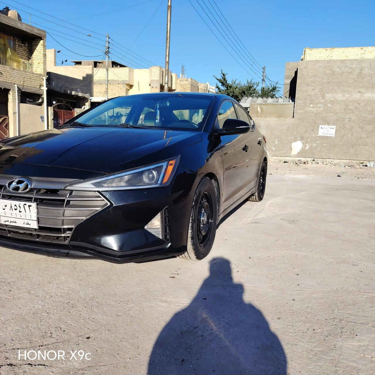 سلام عليكم الانترة موديل 20 سيارة كندي بسمي ماشية 130 اشاير بل مري دفءة كشنات ستيرن تدفة  صور الحادث مرفق ‏‪***********‬‏
