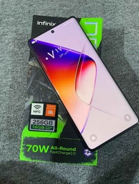 انفنكس نوت 40 برو • ٢٥٦ • رام ١٦