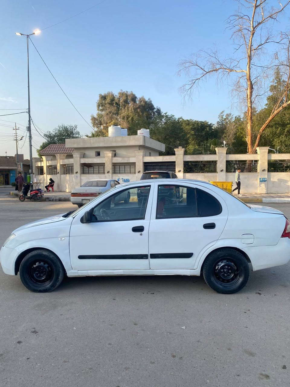 السلام عليكم طيبه موديل
2014مشروع وطني سيارة تخم تاير وحداده وباتري جديد تدفئه  وتبريد كهربائيات كله شغال تراي وين ما تريد سياره مال بيت حلوه 
مكينه وكير خير من الله 
العنوان البصرة قضاءالمدينه 
السعر(32)وبيهه مجال
للتصال ***********
