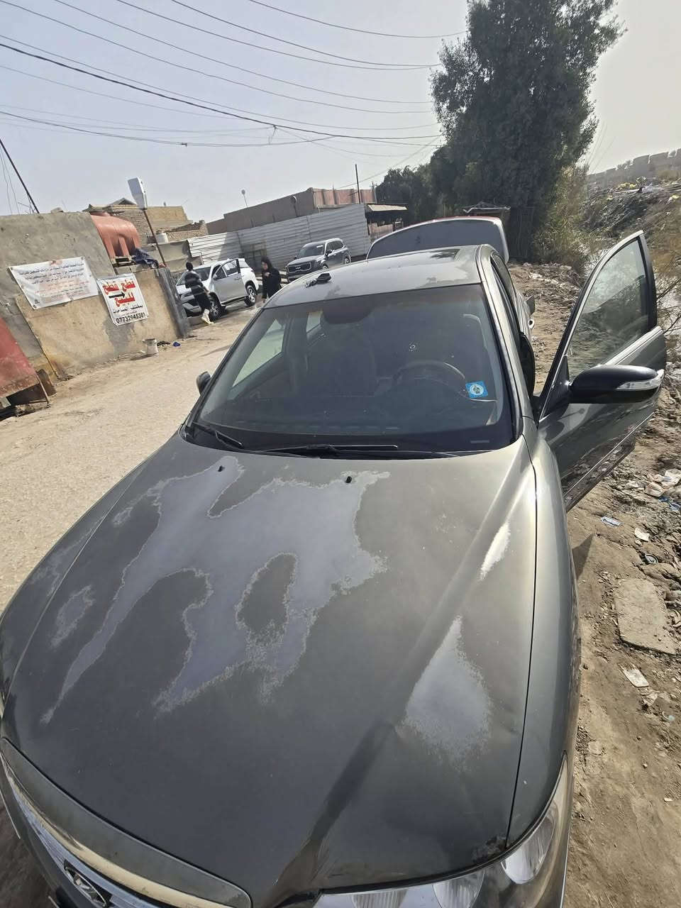 سلام عليكم
ازيره 2007
السياره خليجي مكفوله من الحادث فقط جراد واضح بل صوره 
مكيه كسر فلين معه الكير والحداديه بل كورتون
تخم تاير 
راقم بغداد تخويل مباشر.
سياره ماذاب عله راب سياره جديده مال موضف 
مكان السياره حله مركز 
***********
