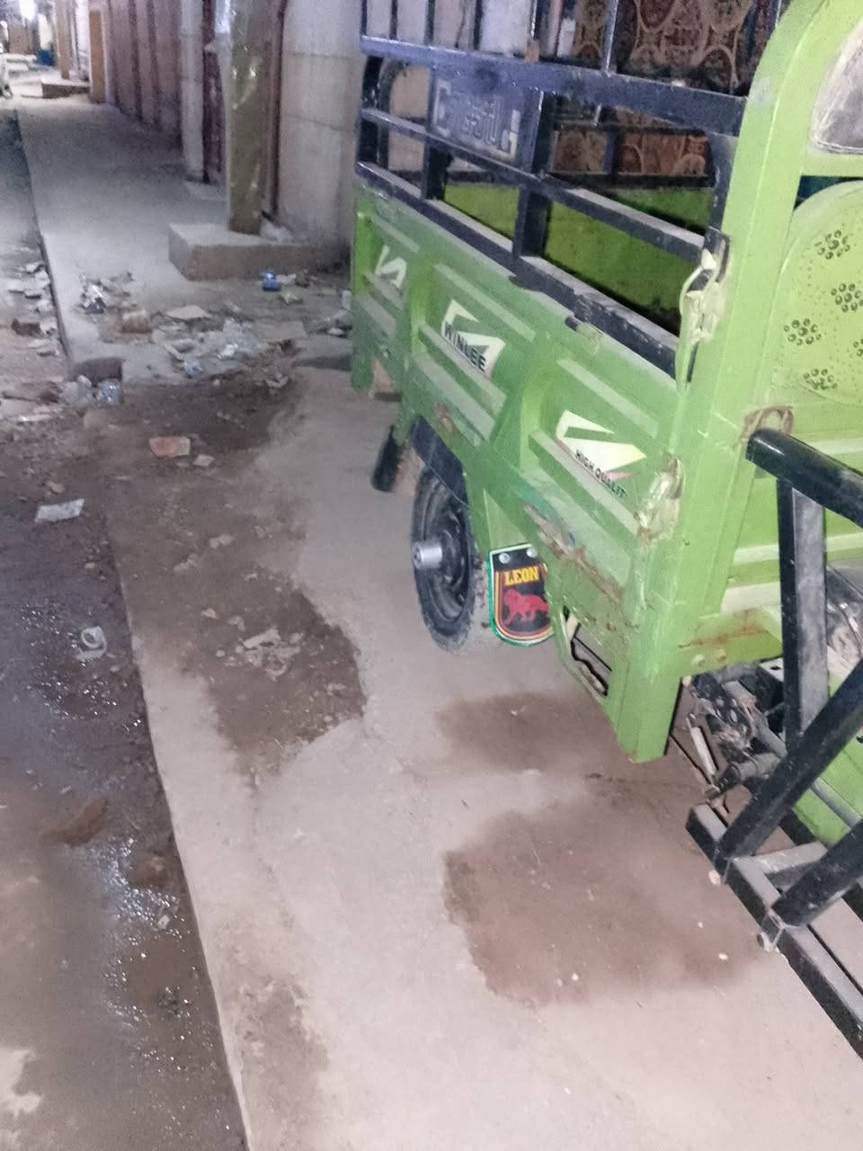 السلام عليكم ستوته لبيع كامله مديل 2021جديده 10بطاريات السعر 850الرقم ***********
