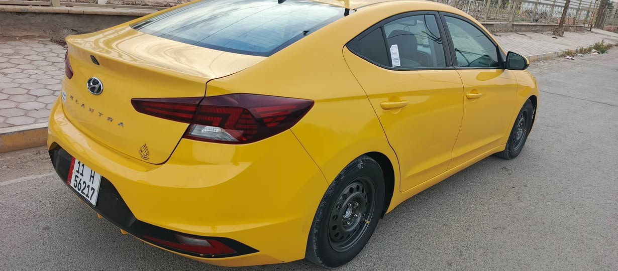 سلام عليكم انتره 20 امريكي حادث امريكه بس لبيع او لمراوس بحدث محوره غاز مكينه وكير مكفولات السعر 135 بيه مجال ***********
