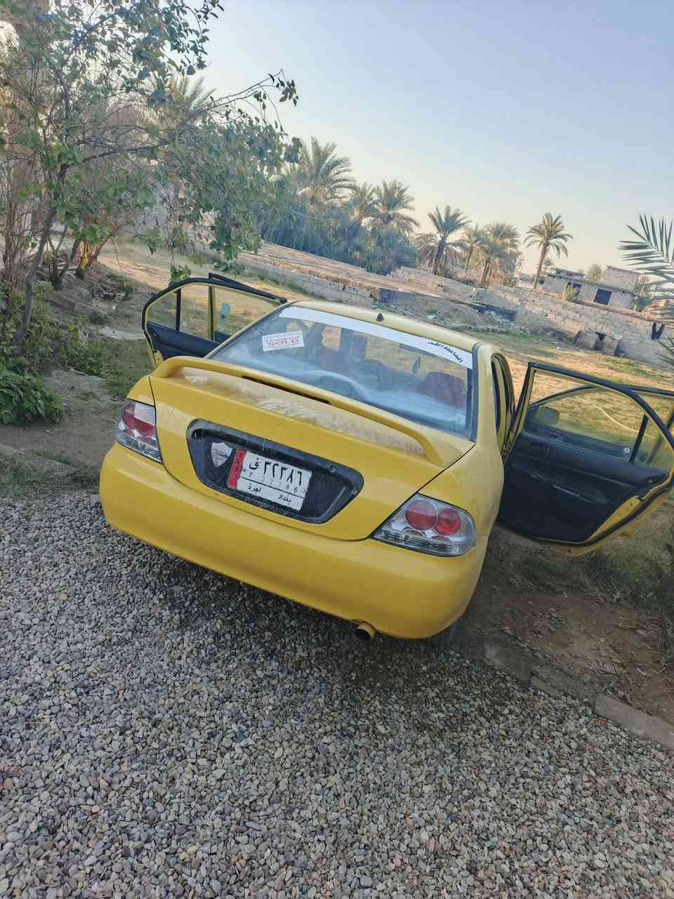 لانسر للبيع موديل عشره سنويه سبعه وعشرين مصبوغه عام اصفر بلادي ضرر اربع اصابع براس الجاملغ الامامي داخل كلش نضيف معمره علا ايدي صدر وحداديه خلفي امامي 
خياس مبيهه بس محرك بي تنقيص السعر 69. وبي مجال 
غير متواجد فيس ولحد يبخس السعر حلال العالم حلالك وكلمن وقناعته مكان السياره ديالى الخالص.رقمي. ***********
