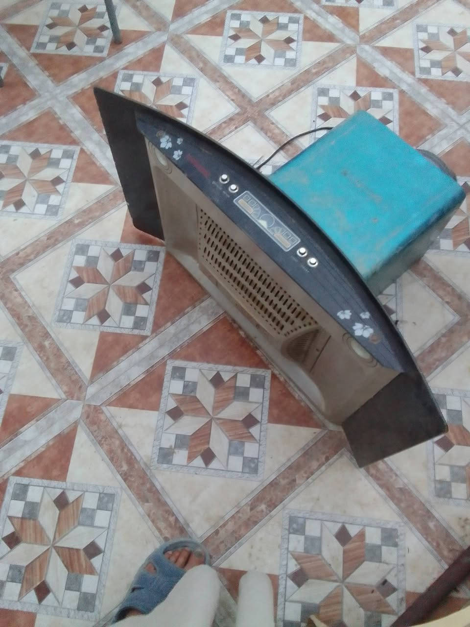 لطفا مدير الكروب المحترم
عندي كهربائيات للبيع مراوح سقفيه 
مفرغة بخار مطبخ وكشر مبرده نظيف بيها واتر بم وليف جديد الشراي يجي يشوف


**إذا كنت صاحب هذا الإعلان وتريد حذفه لأي سبب، رجاءا أرسل رسالة إلى الدعم الفني**