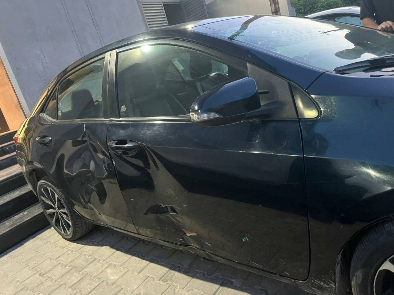 للبيع كورلا امريكيه بيههه ضرر بيبان ثنين جهة العبري موضح بلصور موديل 18سياره جاهزه مابيهه كل نقص مكان بغداد حي القادسيه السعر 115واتس ***********اتصال***********
