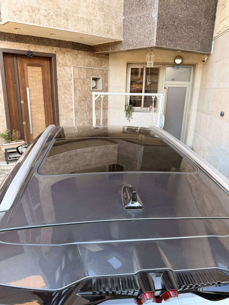 سلام عليكم 
شانجان للبيع uni-S مكينة 1500 تيربو فول مواصفات 
السعر 34 مليون 
مراوس حسب القناعة 
مكانها الوزيرية معرض الاخوين 
***********
