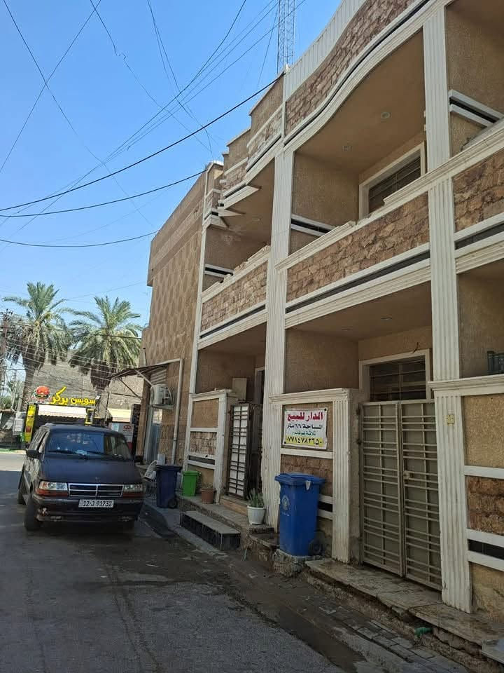 🏡 بيت للبيع زراعي 25 

📍 الموقع: حي البساتين – شارع شيخ منهل
📐 المساحة: 66 متر
🏠 بناء جديد 2025 – غير مسكون
✅ تشطيب حديث وجاهز للسكن
✅ خدمات متوفرة

📞 للاستفسار:
***********

للجادين فقط، والاتصال على الرقم أعلاه.
